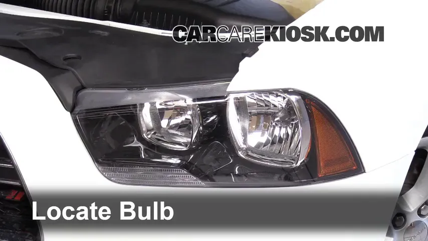 2013 Dodge Charger SE 3.6L V6 FlexFuel Lights Turn Signal - Front (replace bulb)